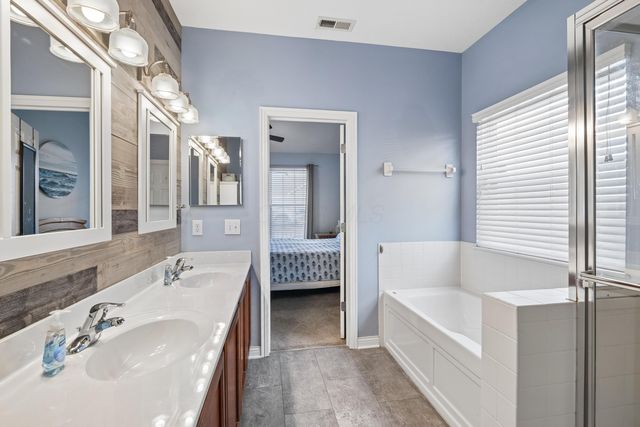 6102 Witherspoon Way, Westerville, OH 43081