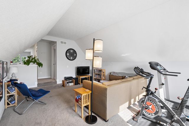6102 Witherspoon Way, Westerville, OH 43081
