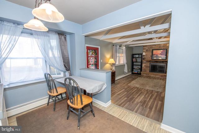 240 CLEARFIELD CIR, Warminster, PA 18974