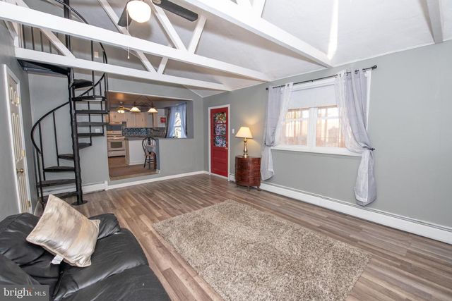 240 CLEARFIELD CIR, Warminster, PA 18974