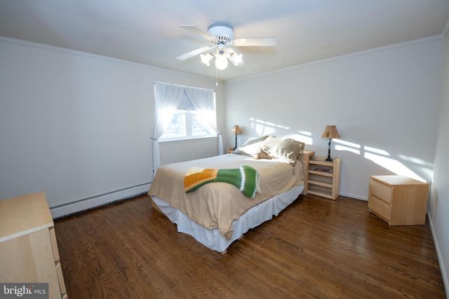 240 CLEARFIELD CIR, Warminster, PA 18974