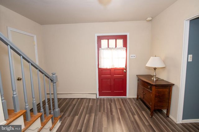 240 CLEARFIELD CIR, Warminster, PA 18974