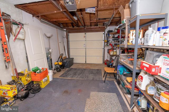 240 CLEARFIELD CIR, Warminster, PA 18974