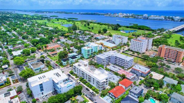112 Lake Avenue 5, Lake Worth Beach, FL 33460