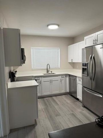 112 Lake Avenue 5, Lake Worth Beach, FL 33460