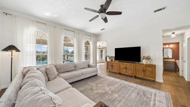 2835 Longleaf Road, Panama City, FL 32405