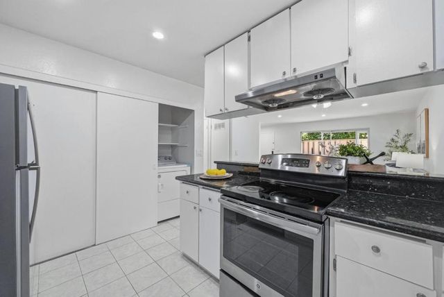 125 Connemara Way 85, Sunnyvale, CA 94087