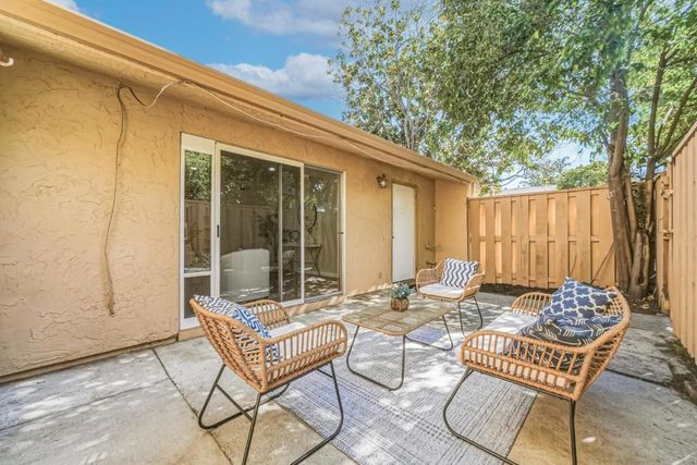 125 Connemara Way 85, Sunnyvale, CA 94087