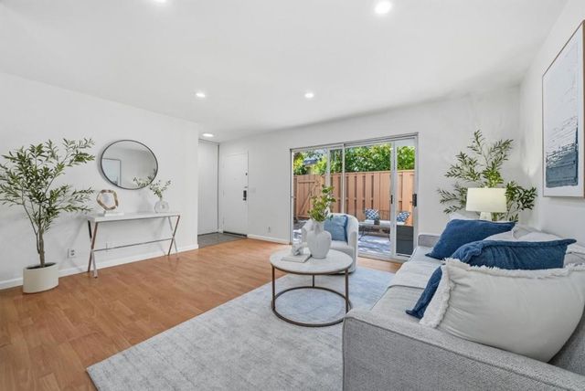 125 Connemara Way 85, Sunnyvale, CA 94087