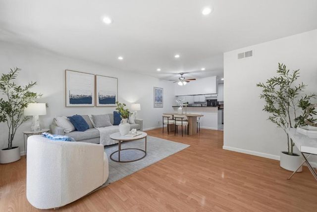 125 Connemara Way 85, Sunnyvale, CA 94087