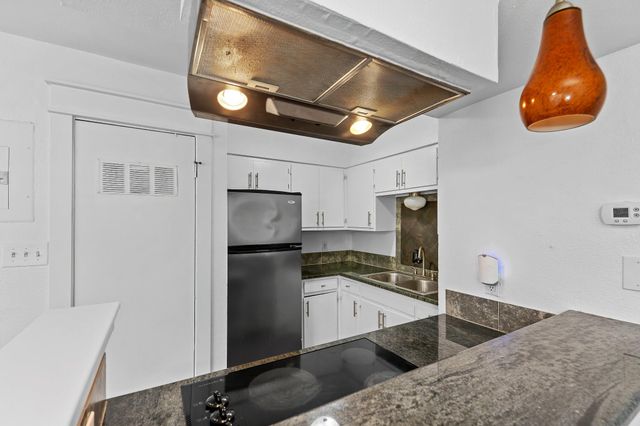 1405 Hartford RD 106, Austin, TX 78703
