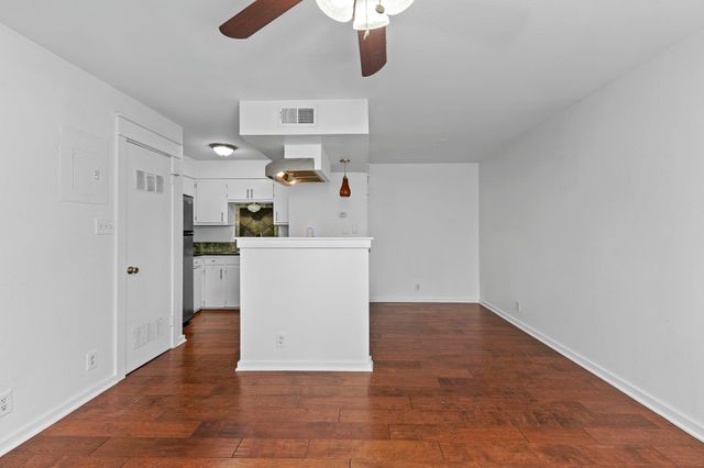 1405 Hartford RD 106, Austin, TX 78703