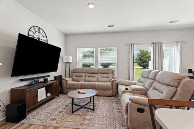 434 Ellis Mill Street, Simpsonville, SC 29680