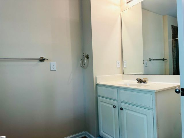 6 Boxleaf Court, Greer, SC 29650