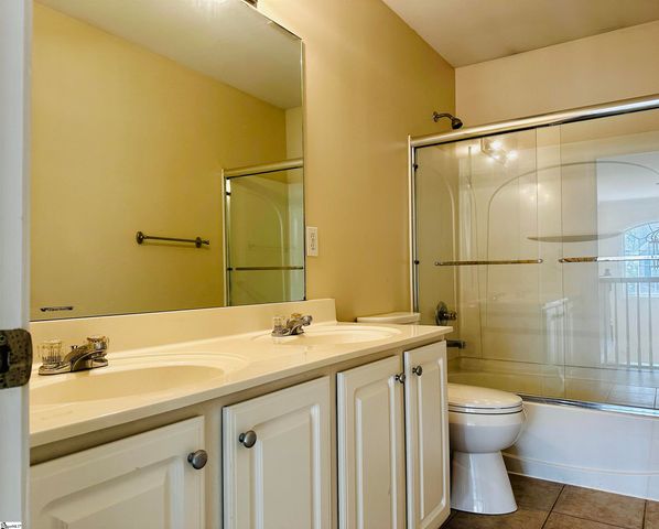 6 Boxleaf Court, Greer, SC 29650
