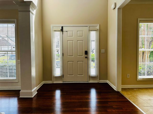 6 Boxleaf Court, Greer, SC 29650