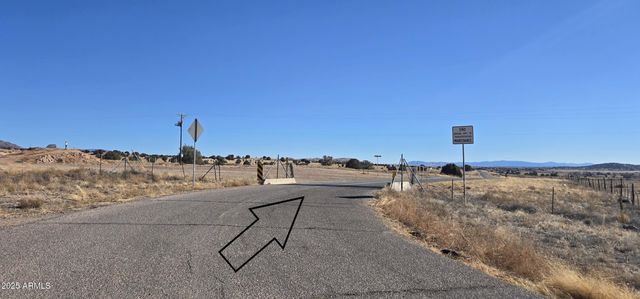 095J Headwaters Ranch -- 8, Paulden, AZ 86334