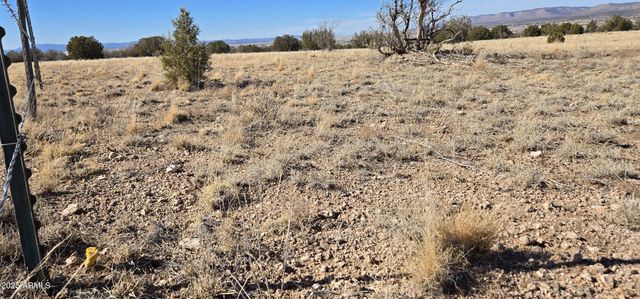 095J Headwaters Ranch -- 8, Paulden, AZ 86334