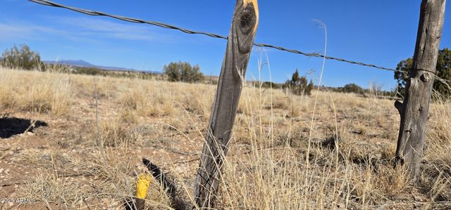 095J Headwaters Ranch -- 8, Paulden, AZ 86334