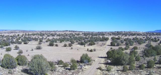 095J Headwaters Ranch -- 8, Paulden, AZ 86334