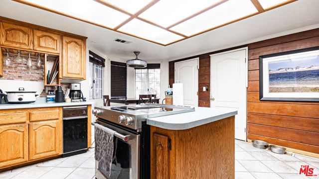 23876 Crest Forest Drive, Crestline, CA 92325