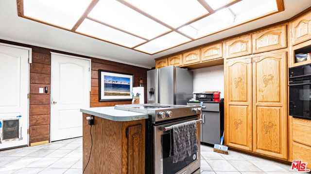 23876 Crest Forest Drive, Crestline, CA 92325