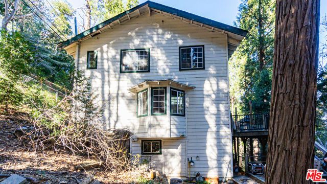 23876 Crest Forest Drive, Crestline, CA 92325