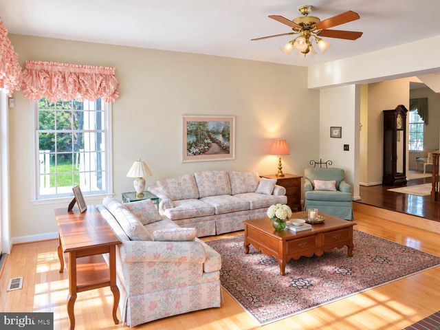 14 SLAB BRANCH CT, Marlton, NJ 08053
