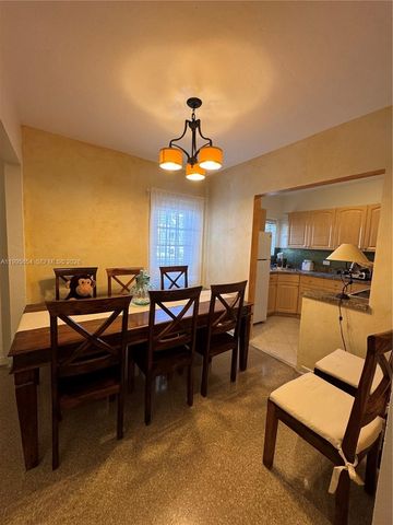 510 76 1, Miami Beach, FL 33141