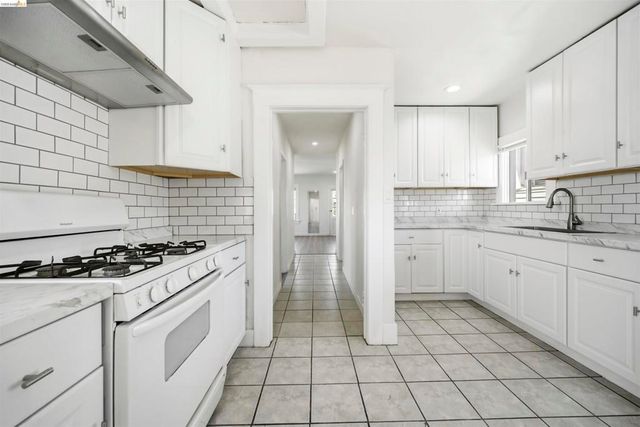 2628 22nd Ave, Oakland, CA 94606