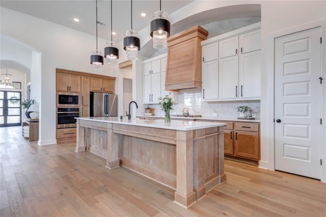 4510 Windmill Landing Lane, Fulshear, TX 77441