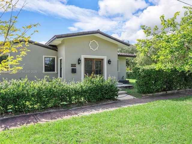 1500 Biarritz Dr 1, Miami Beach, FL 33141