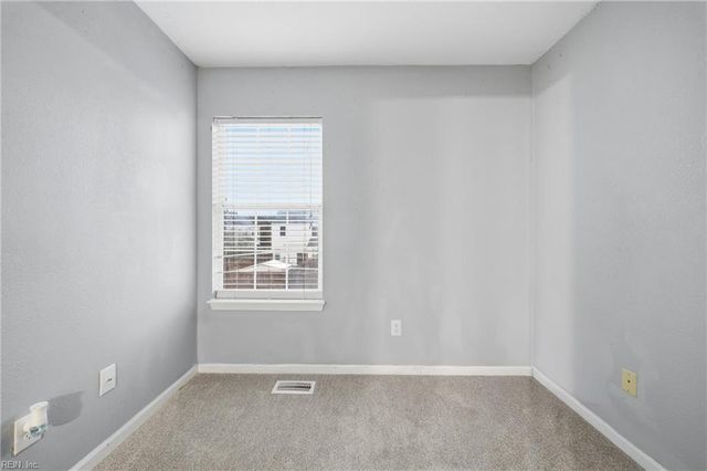 3208 Forest Green DR, Virginia Beach, VA 23453