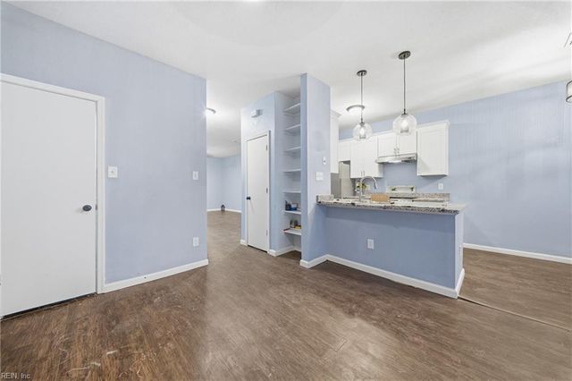 3208 Forest Green DR, Virginia Beach, VA 23453