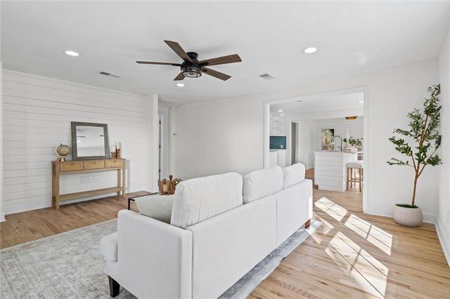 818 Cadillac Avenue, Dauphin Island, AL 36528