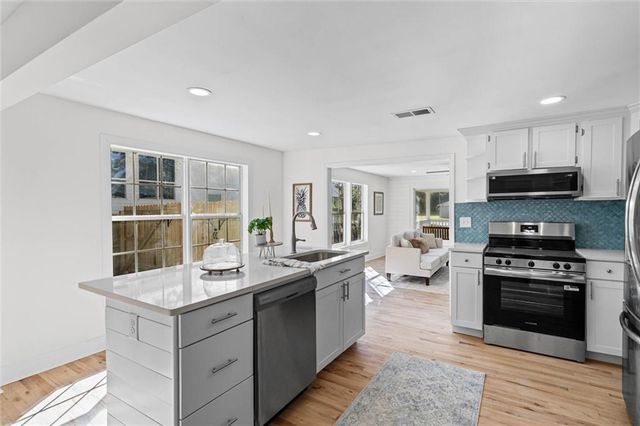 818 Cadillac Avenue, Dauphin Island, AL 36528