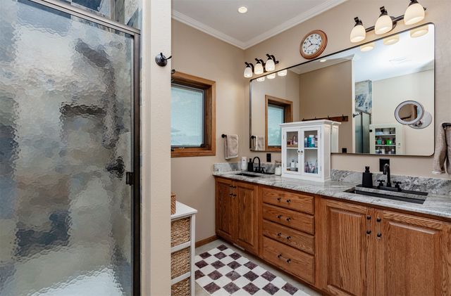 1957 W Jackson Street, Knoxville, IA 50138