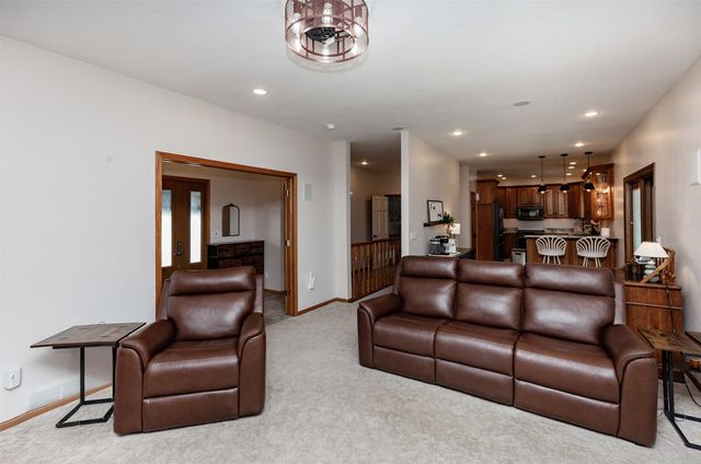 1957 W Jackson Street, Knoxville, IA 50138