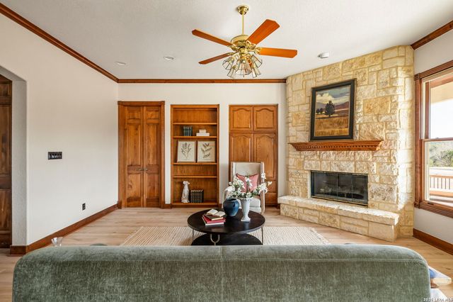 331 Wild Turkey Blvd, Boerne, TX 78006