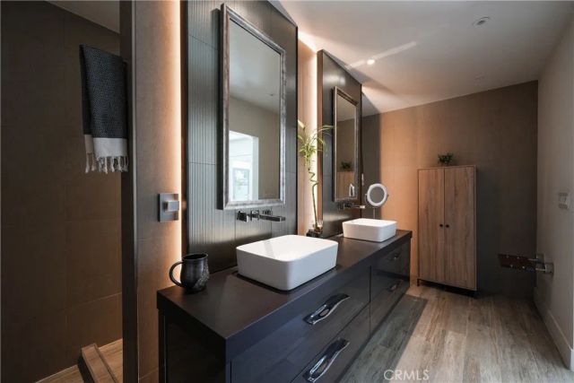 5910 Alonzo, Encino, CA 91316
