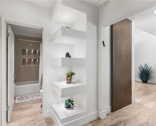 5910 Alonzo, Encino, CA 91316