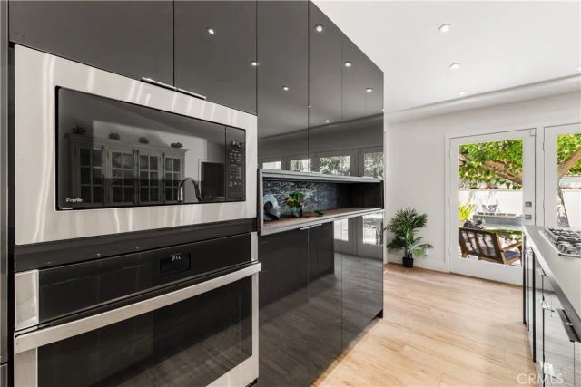 5910 Alonzo, Encino, CA 91316