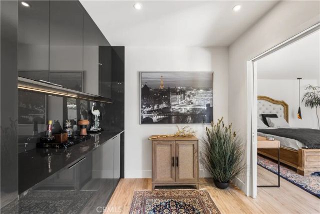 5910 Alonzo, Encino, CA 91316