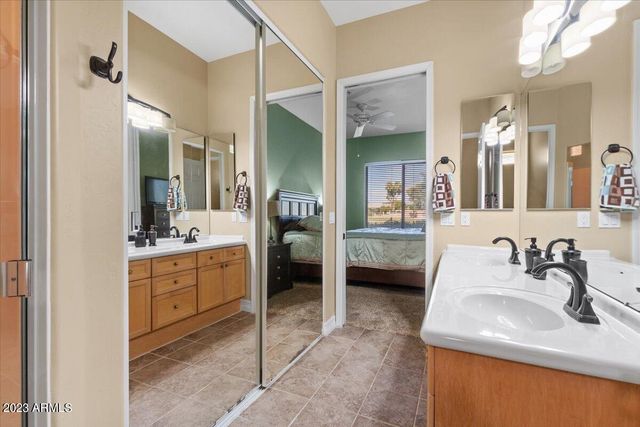 3800 S CANTABRIA Circle 1040, Chandler, AZ 85248