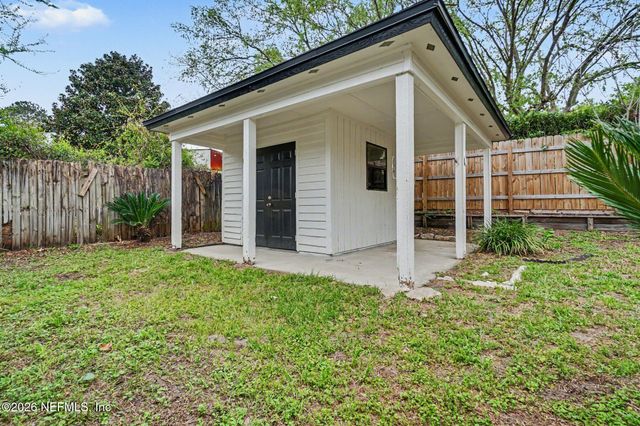 8459 PIKES PEAK Drive N, Jacksonville, FL 32244