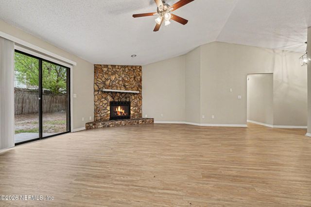 8459 PIKES PEAK Drive N, Jacksonville, FL 32244