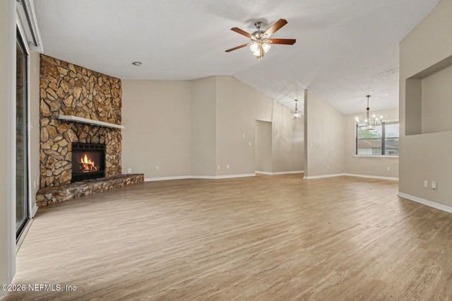 8459 PIKES PEAK Drive N, Jacksonville, FL 32244