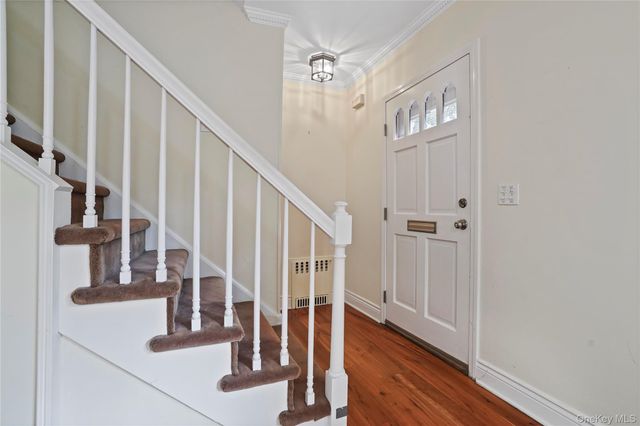 29 Coralyn Avenue, White Plains, NY 10605
