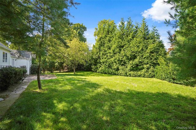 29 Coralyn Avenue, White Plains, NY 10605