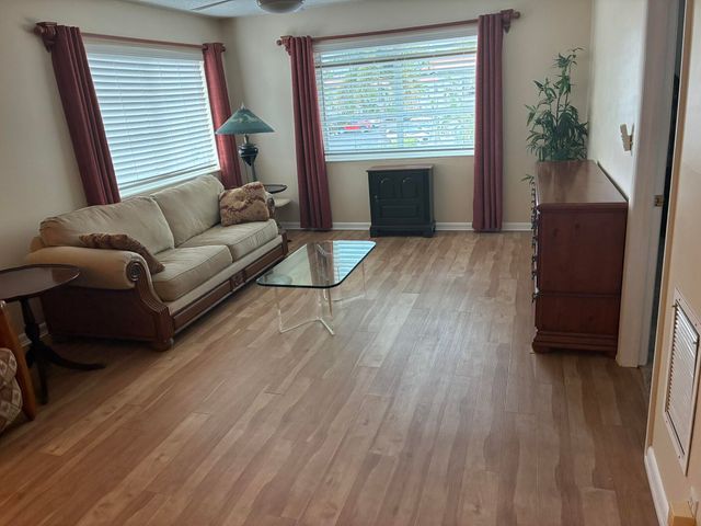 659 W Oakland Park Boulevard 204, Oakland Park, FL 33311